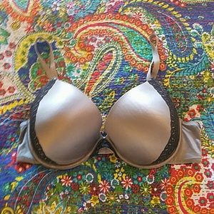 Maidenform pushup bra